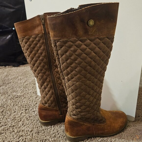 Quilted Leather Riding Boot - Picture 4 of 5